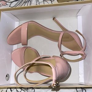 Michael Kors size 10